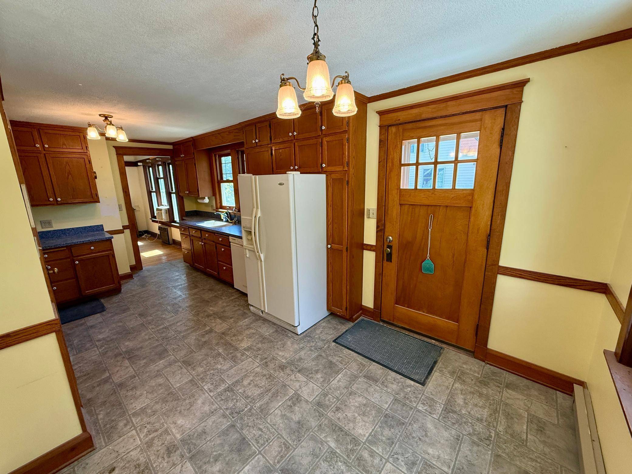 308 S 13th ST, Olivia, MN 56277