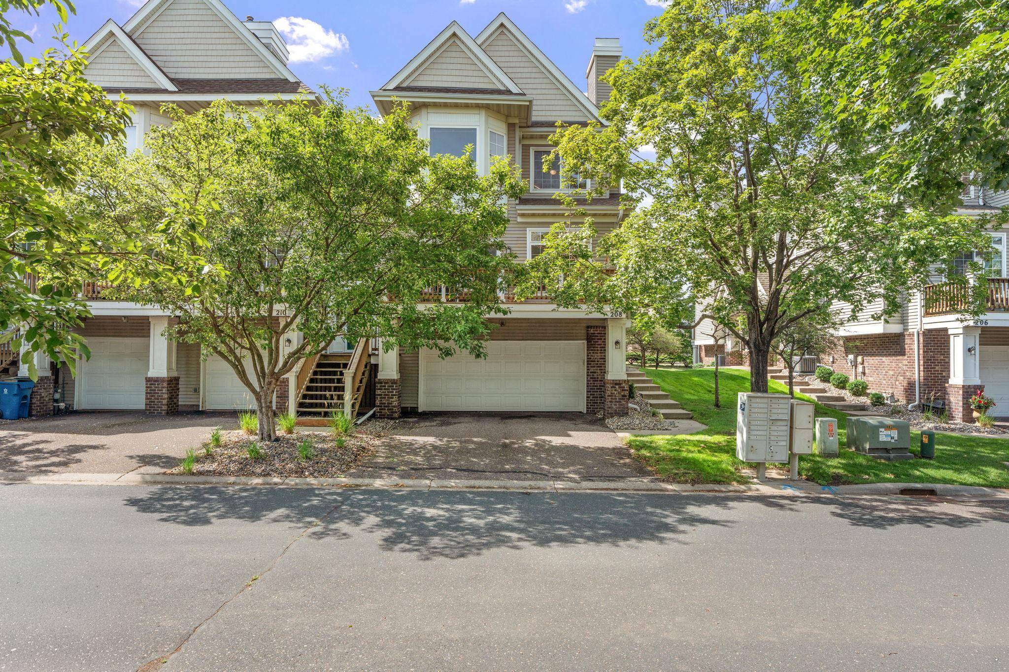 208 Christenson WAY NE, Fridley, MN 55432