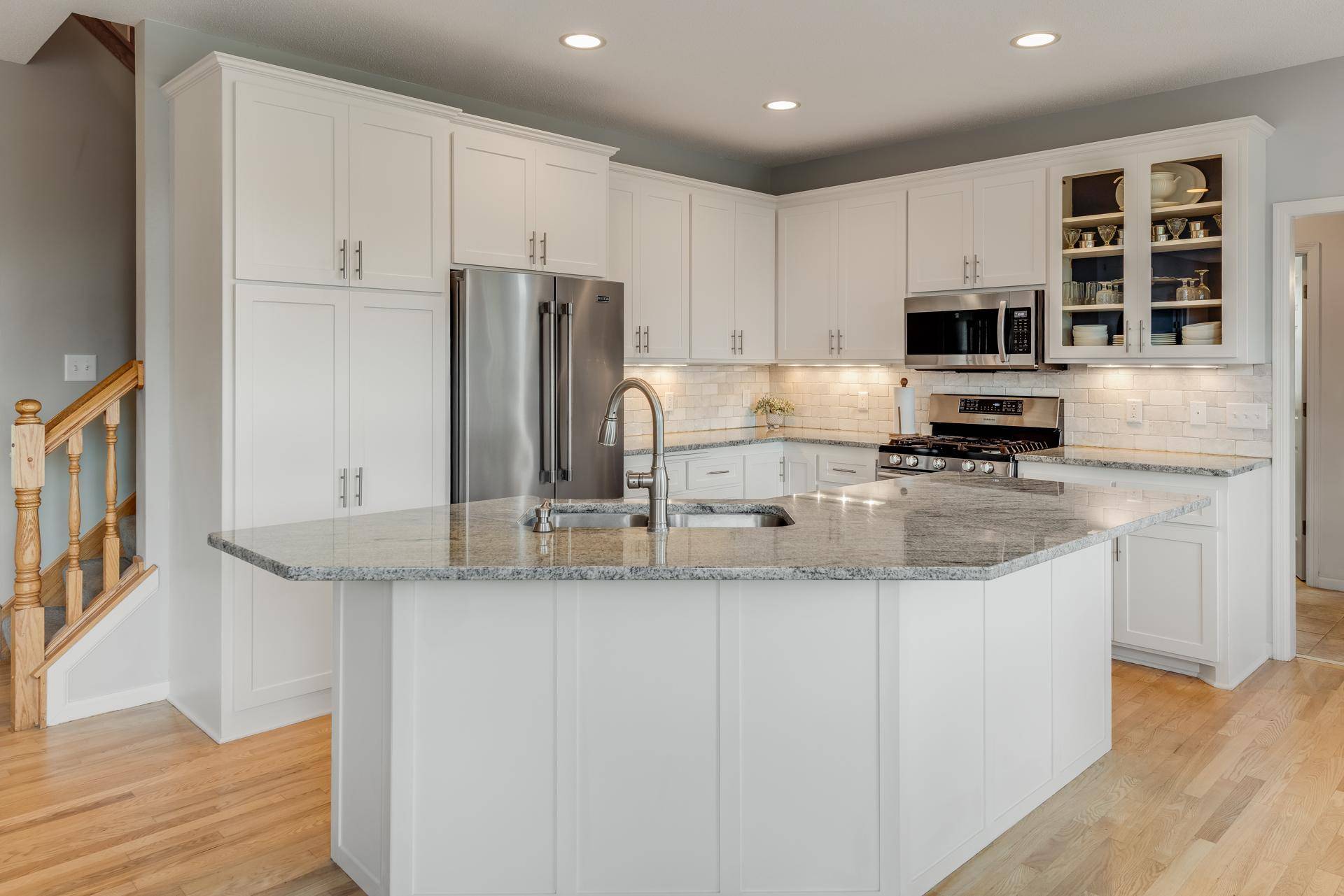 5614 103rd AVE N, Brooklyn Park, MN 55443