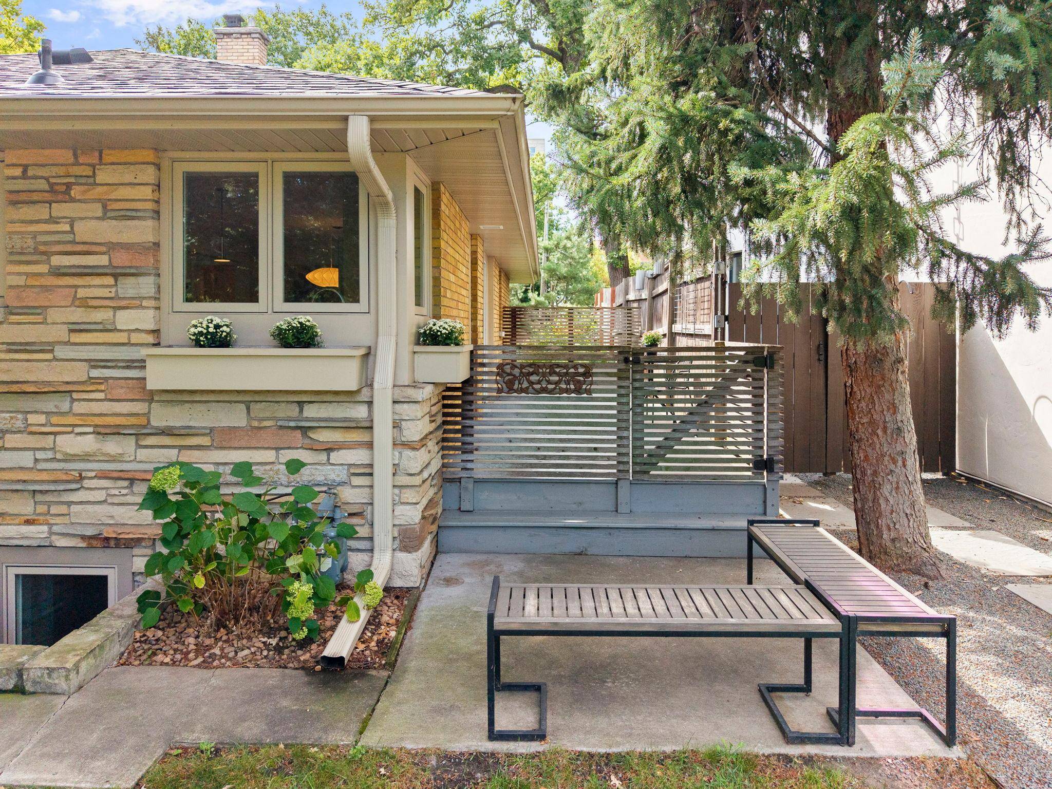 2719 W 28th ST, Minneapolis, MN 55416
