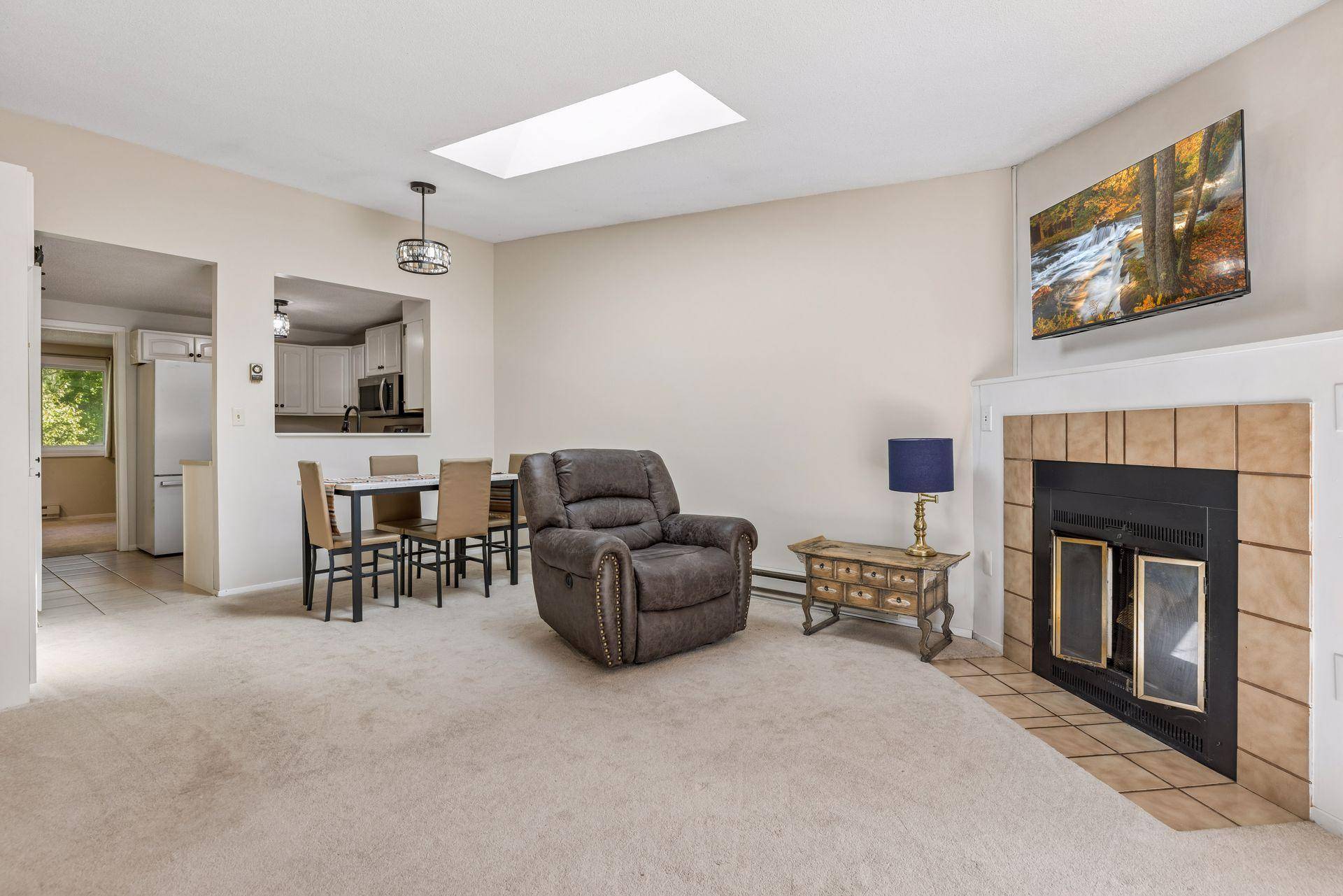 17587 Pond CIR, Eden Prairie, MN 55346