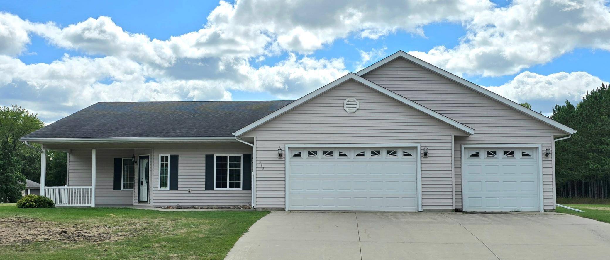 386 Lake AVE NE, Clearbrook, MN 56634