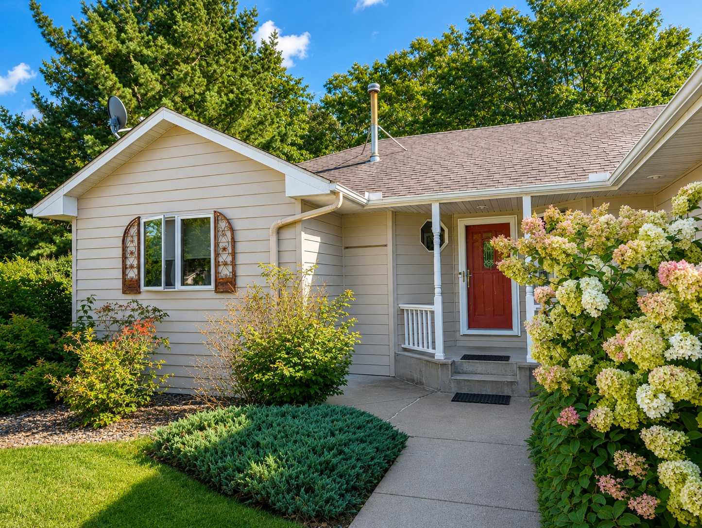 641 Stewart CT, Mora, MN 55051