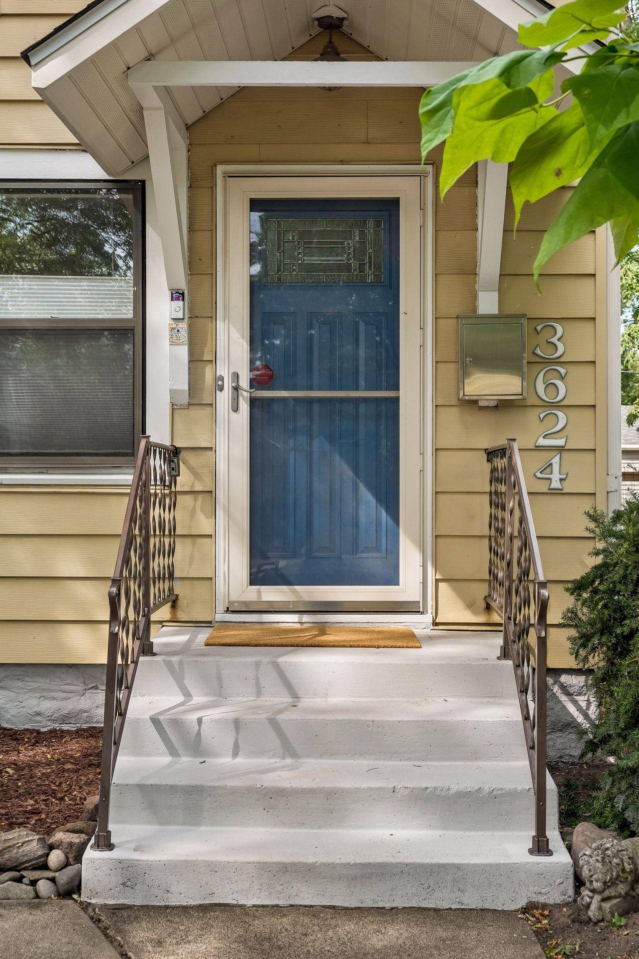 3624 37th AVE S, Minneapolis, MN 55406