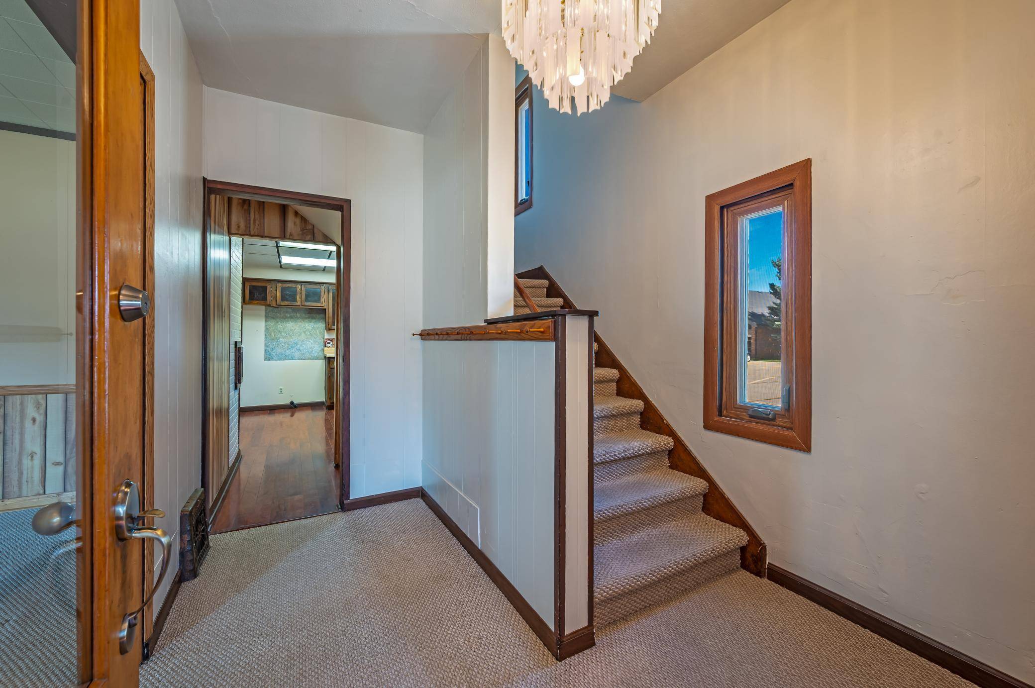 218 W 3rd ST, Fairmont, MN 56031