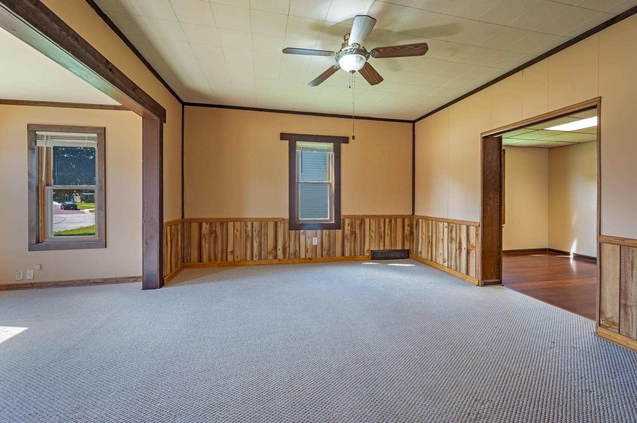 218 W 3rd ST, Fairmont, MN 56031