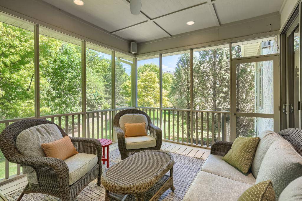 1340 Waterford DR, Golden Valley, MN 55422