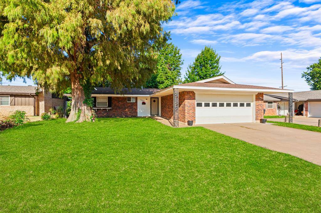 3805 N Eagle LN, Bethany, OK 73008