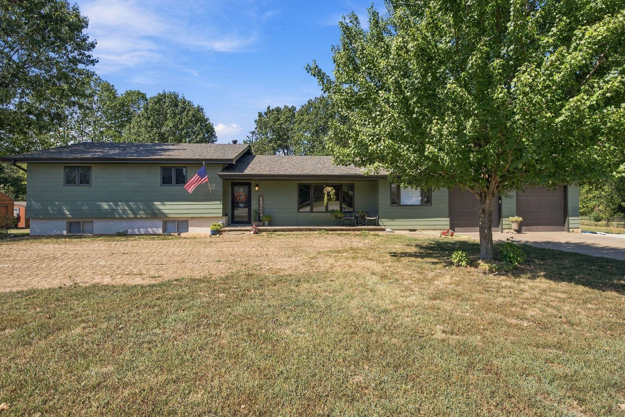 1119 Terrace DR, Aurora, MO 65605