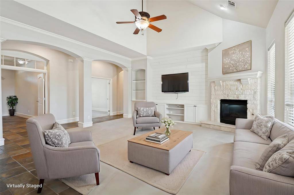 806 Cobblestone Court, Cedar Hill, TX 75104