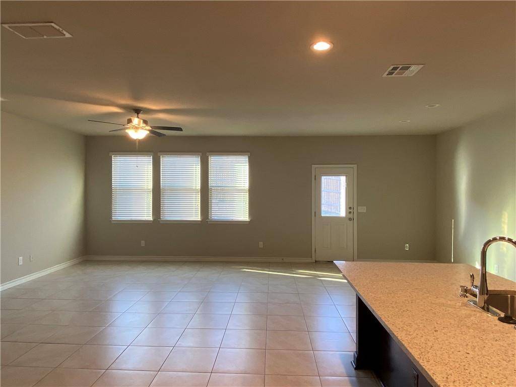 604 AMERICAN TRL, Leander, TX 78641