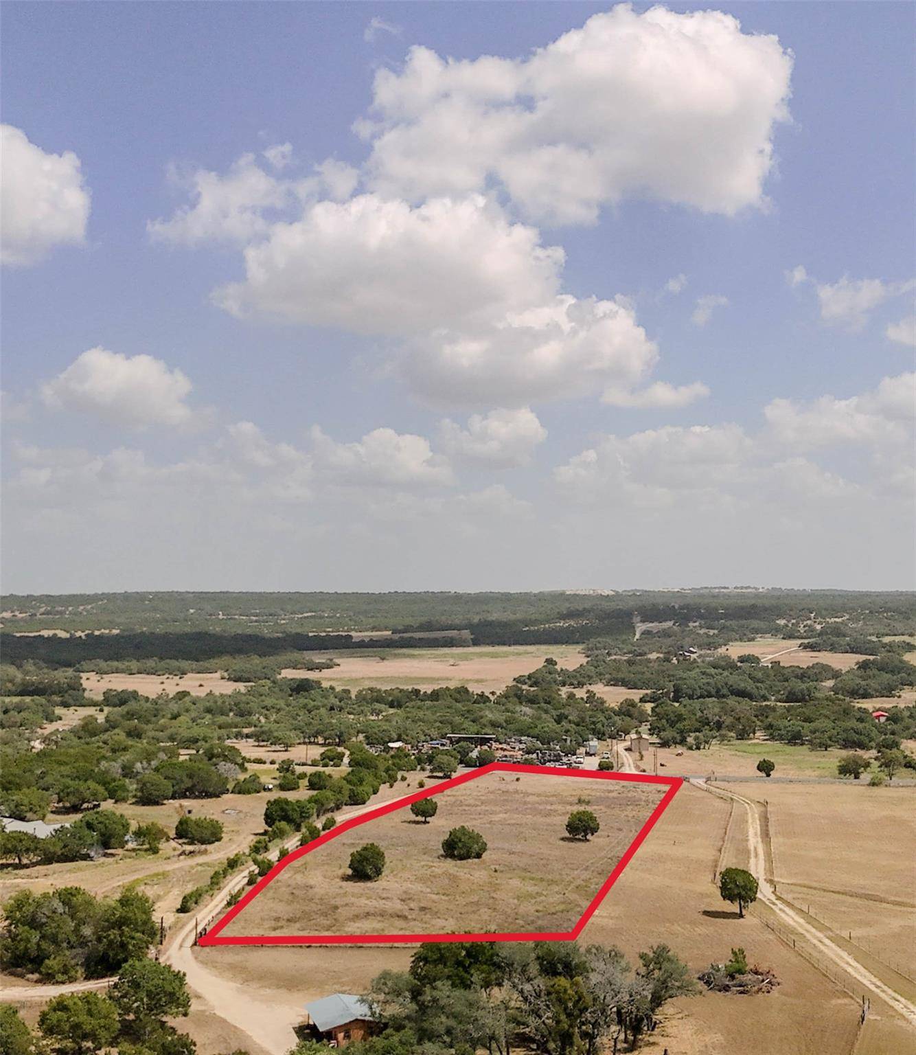 591 Ramms DR, Florence, TX 76527