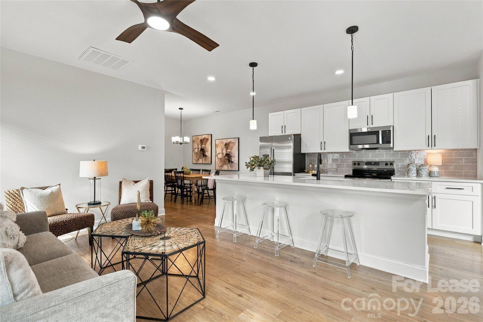 521 N Linwood AVE, Charlotte, NC 28216