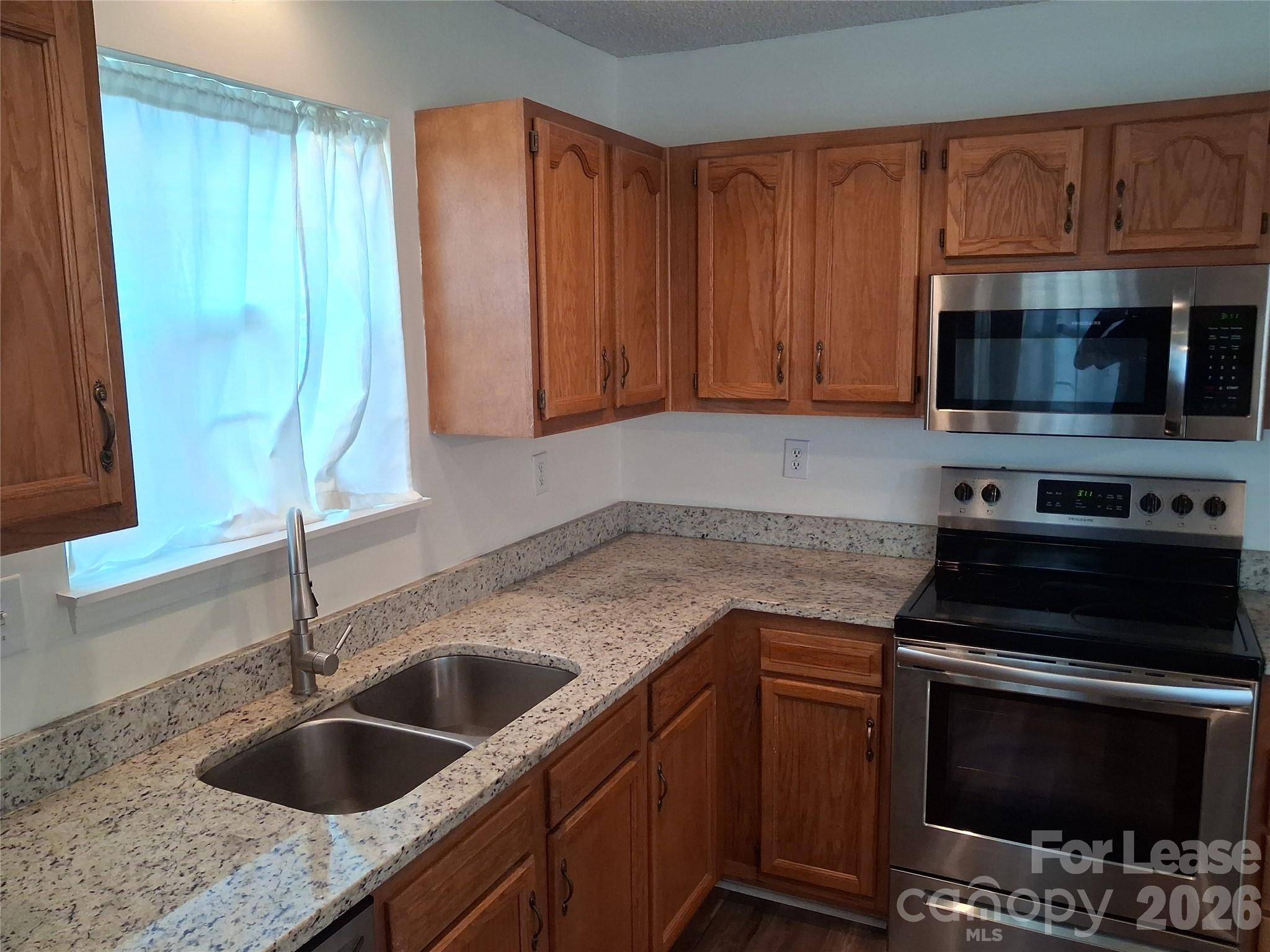 5721 Prescott CT, Charlotte, NC 28269