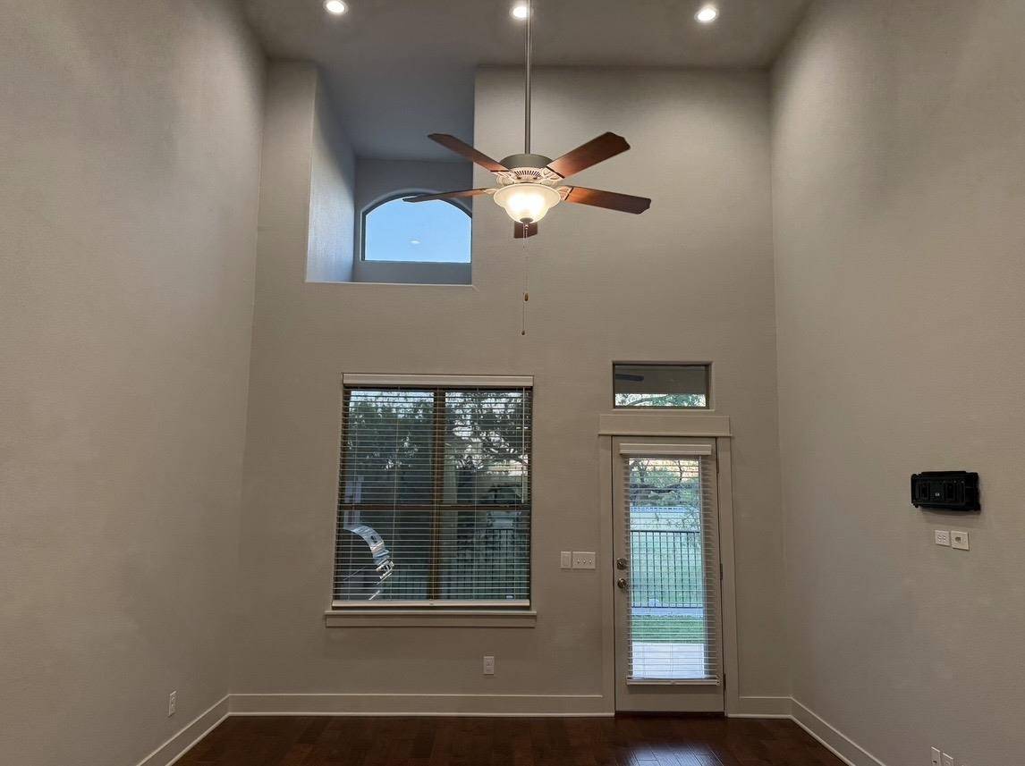 108 Tuscan DR, Horseshoe Bay, TX 78657