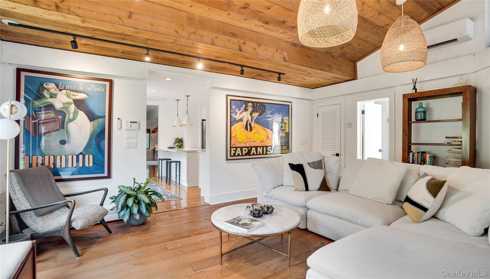 221 Division ST, Sag Harbor, NY 11963