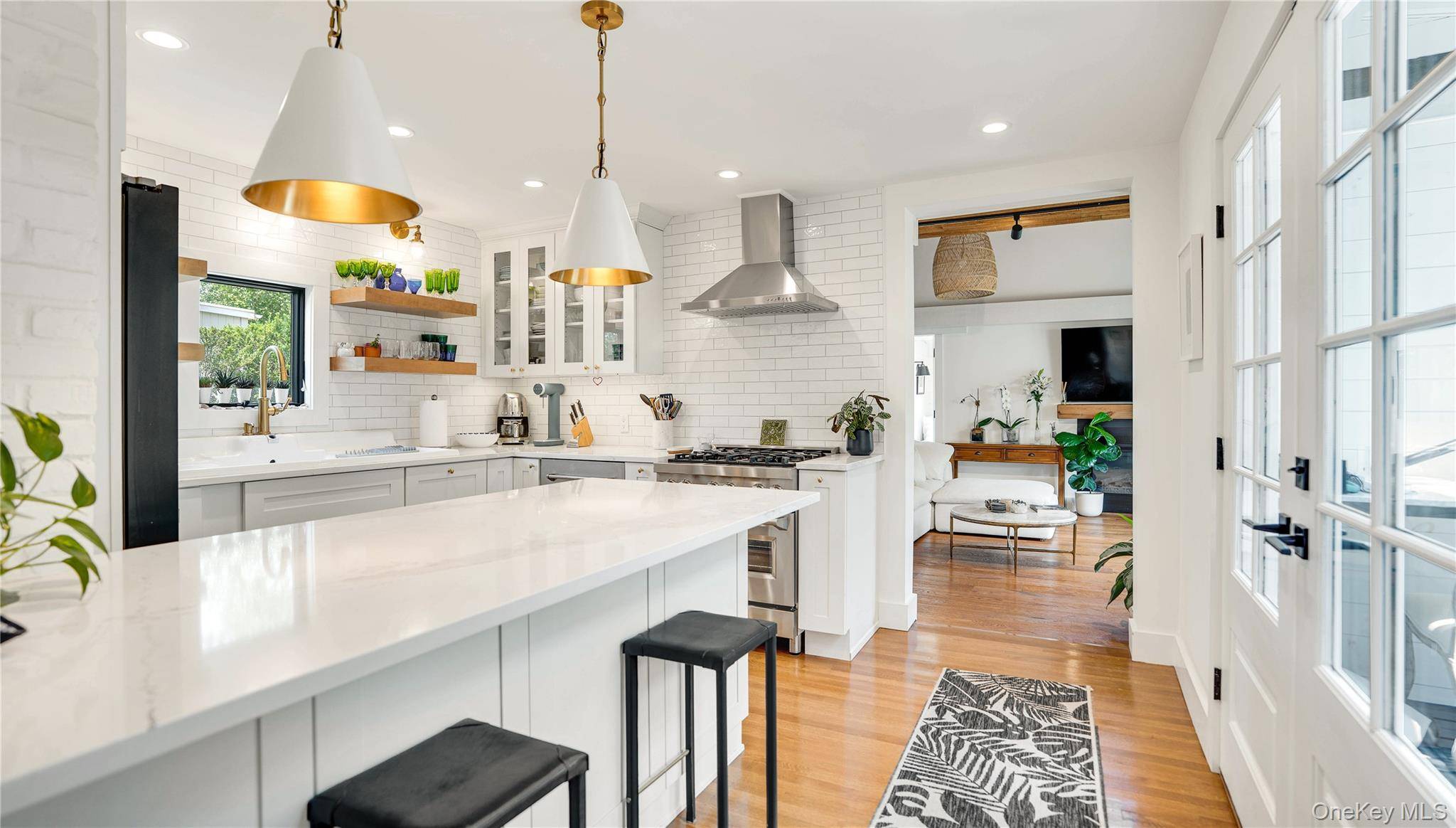 221 Division ST, Sag Harbor, NY 11963