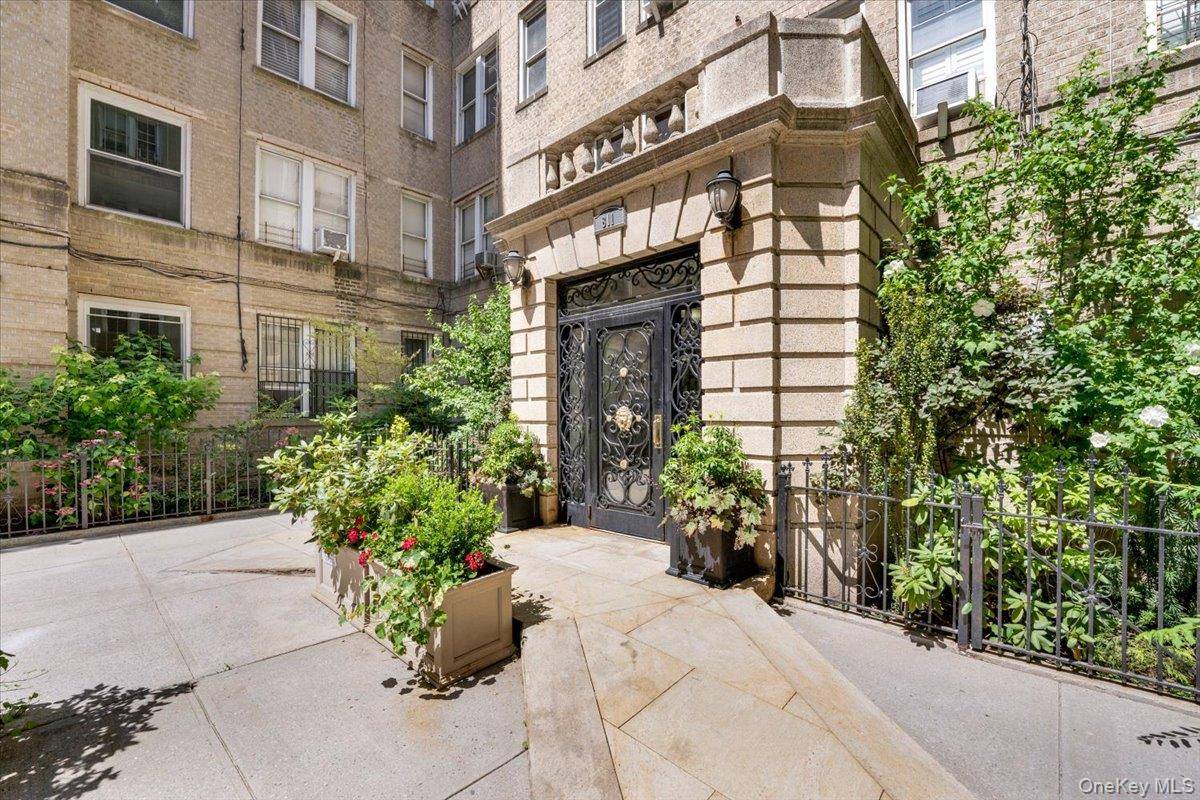 811 Walton Avenue #E18, Bronx, NY 10451