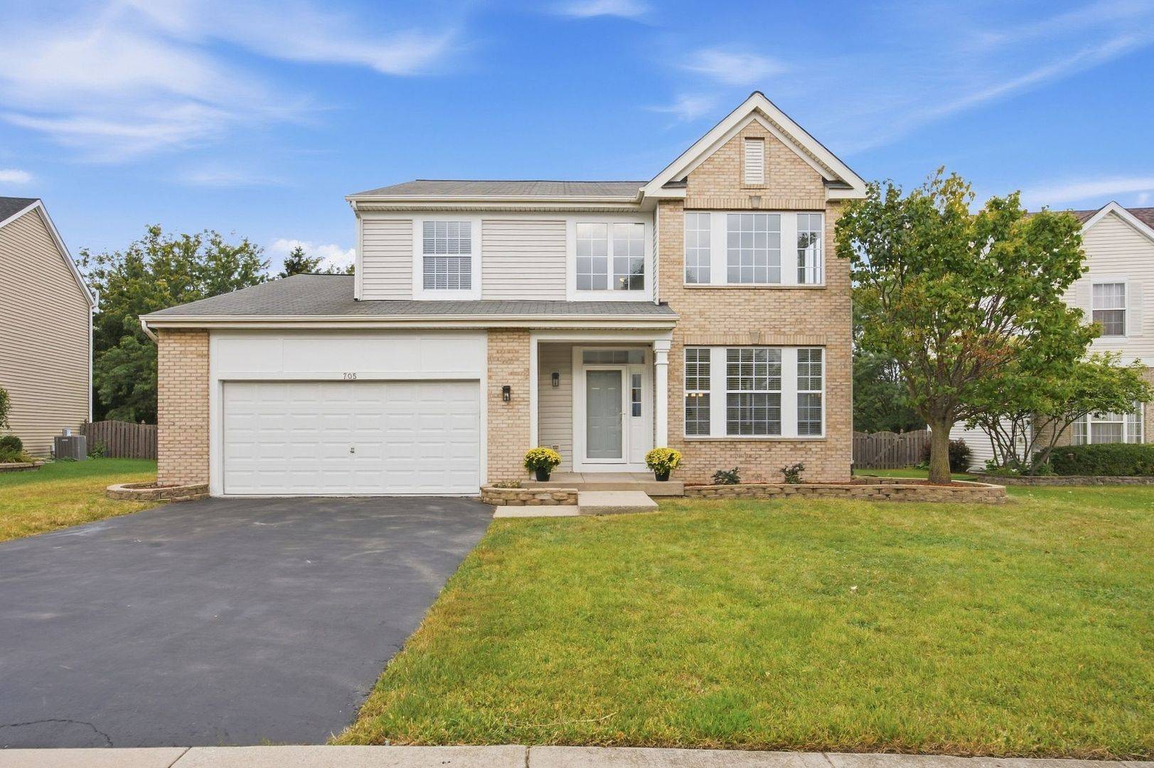 705 Silver Leaf DR, Joliet, IL 60431