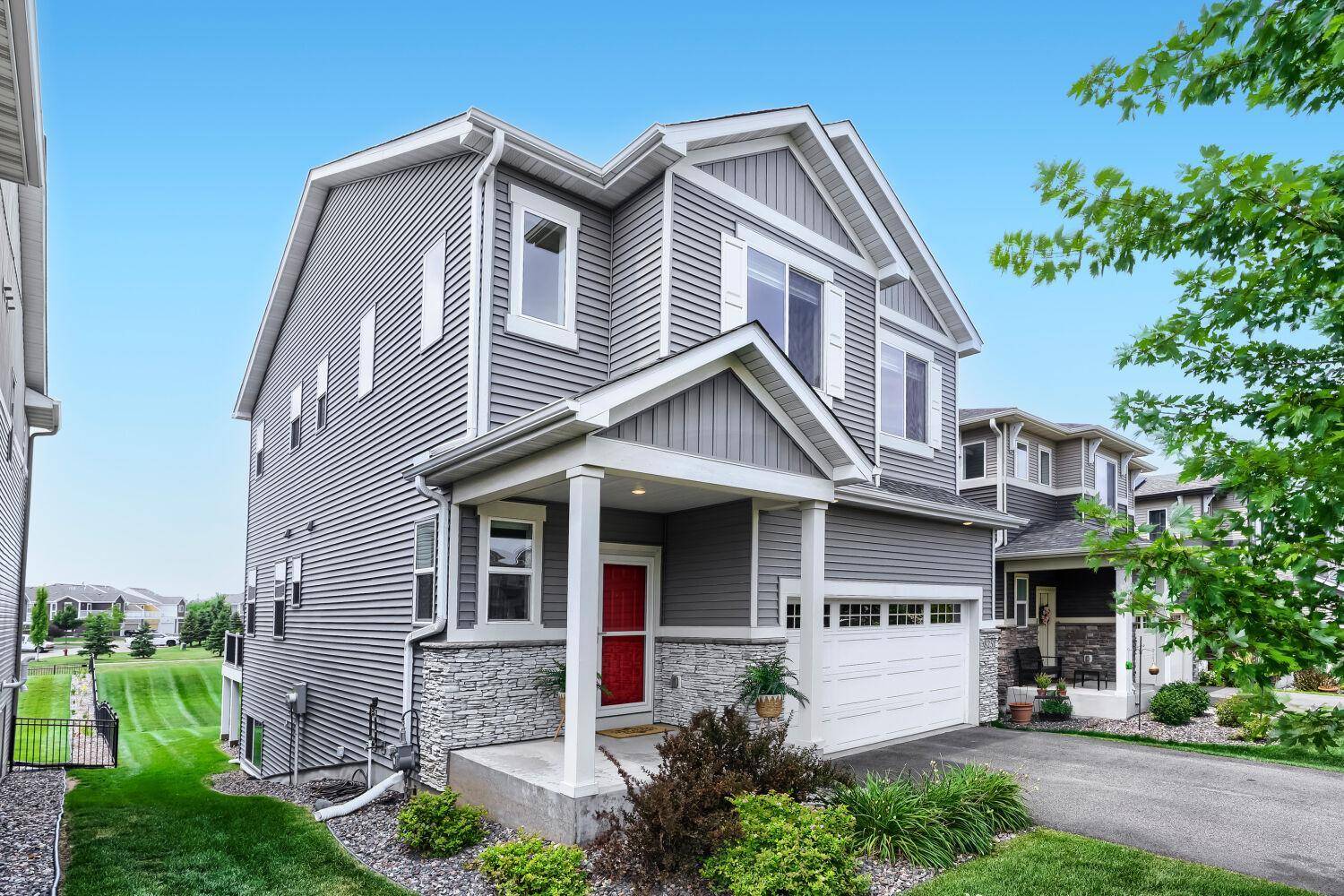 8251 Deerwood LN N, Maple Grove, MN 55369,Video Tour