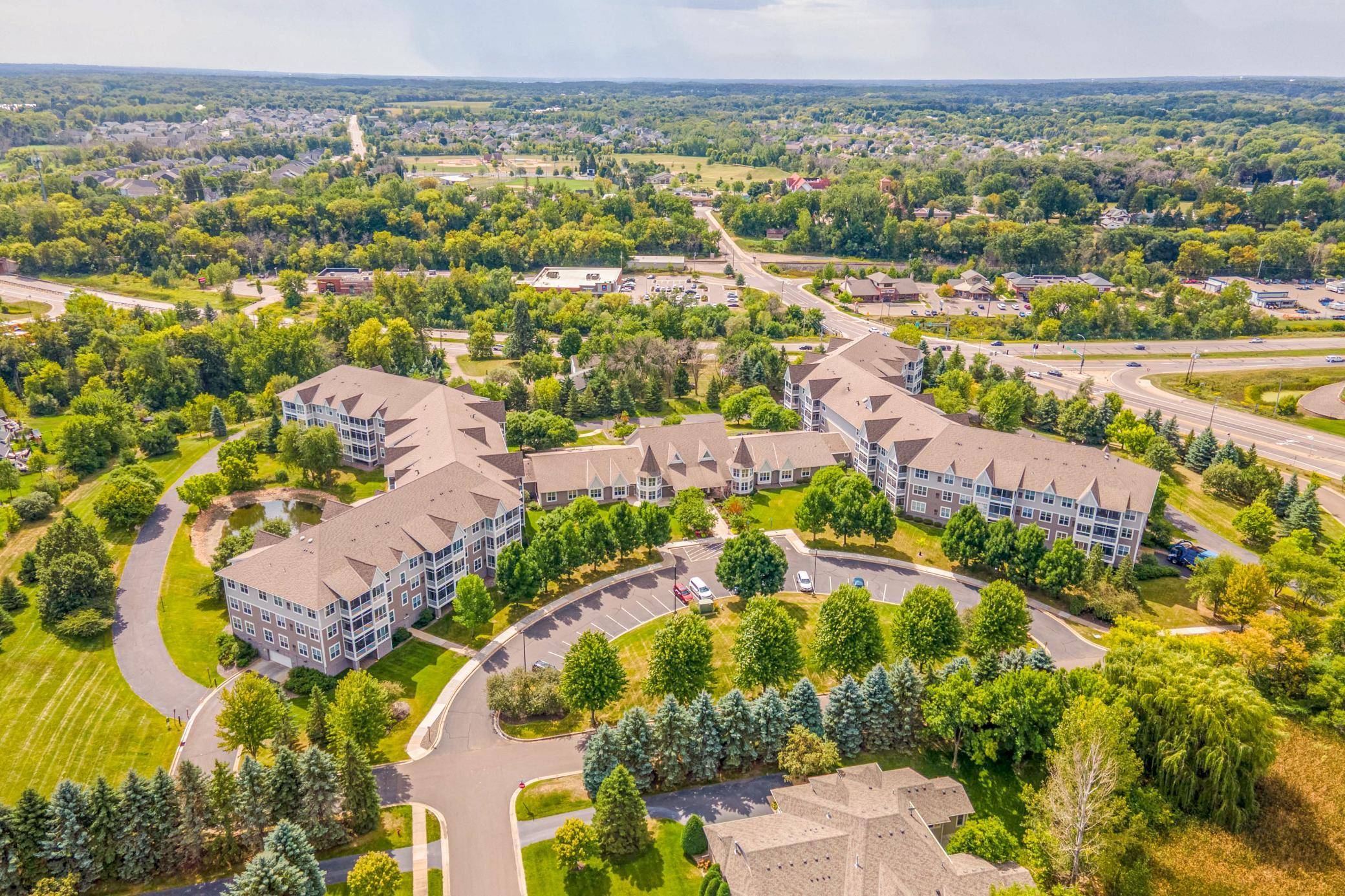 100 Clydesdale TRL #127, Medina, MN 55340