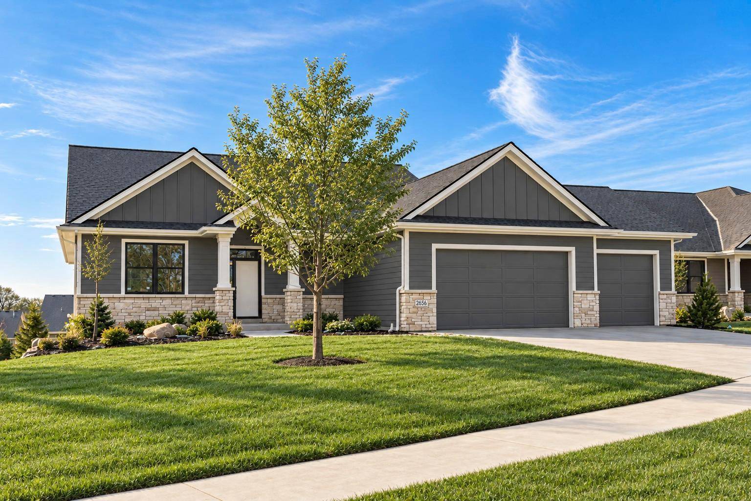 2688 Bentley DR SW, Rochester, MN 55902