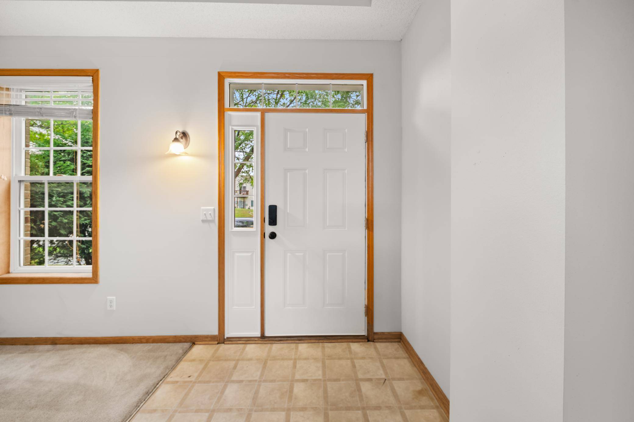 15399 Foliage AVE #1204, Apple Valley, MN 55124