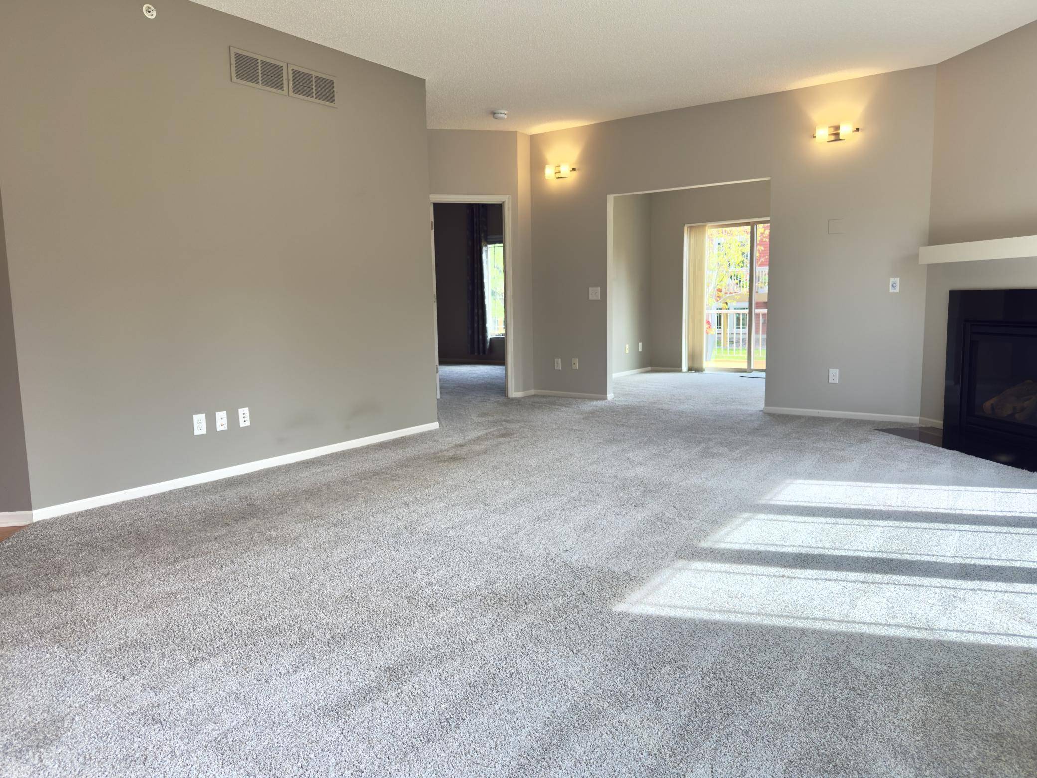 6737 99th AVE N, Brooklyn Park, MN 55445