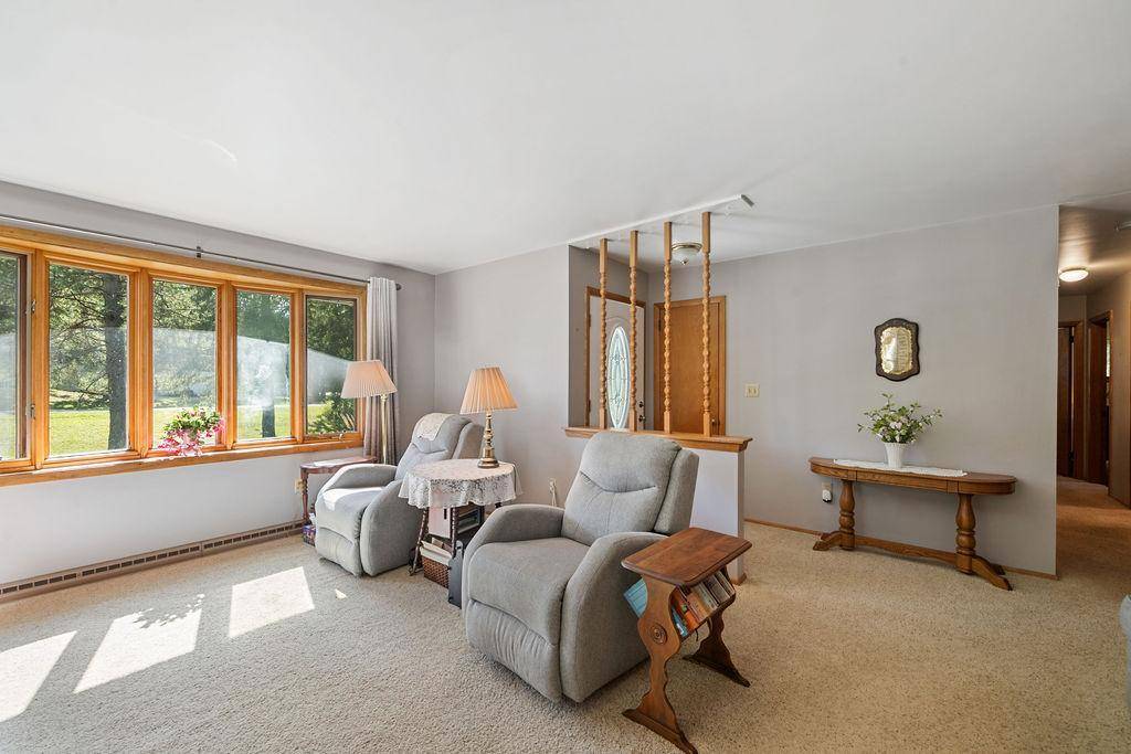 57 Bruce CIR, Esko, MN 55733