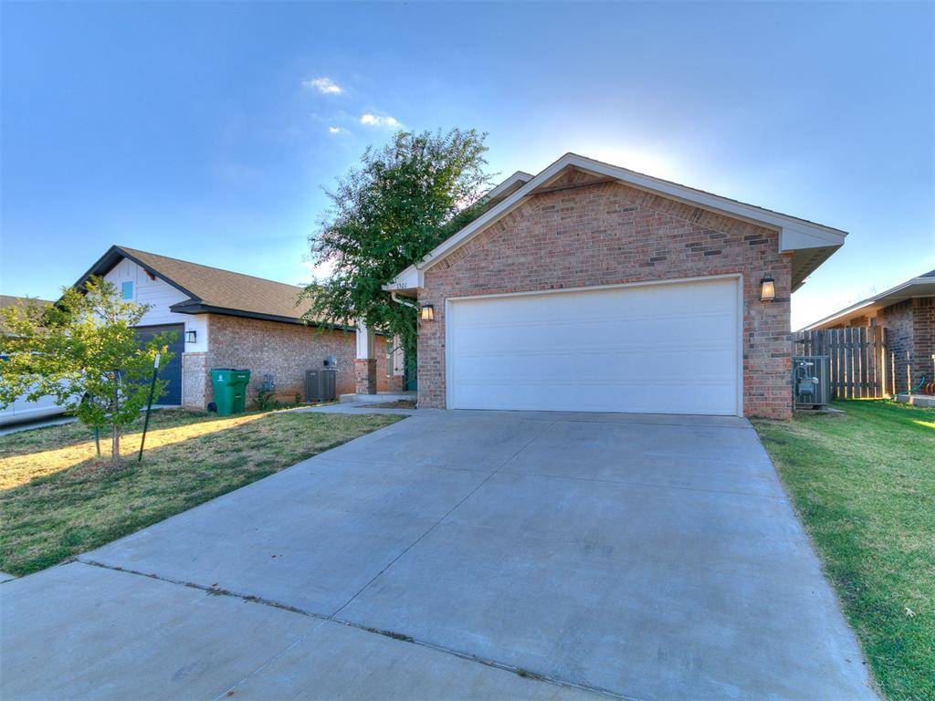 1301 Harvest TRL, Yukon, OK 73099