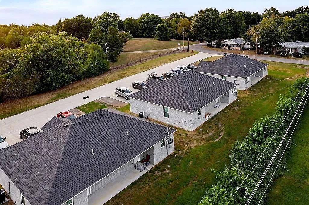 920 W Williams AVE, Sallisaw, OK 74955