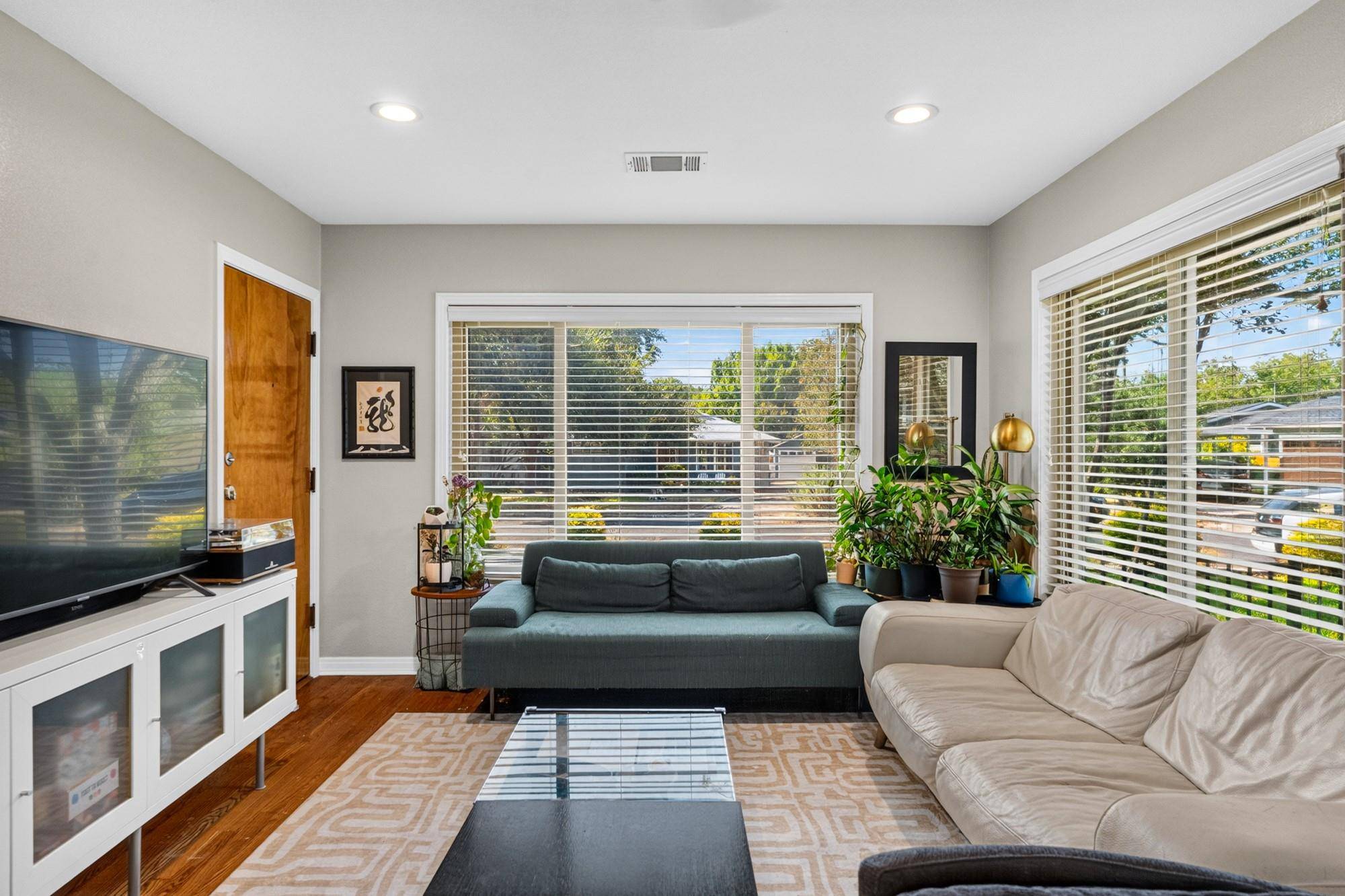 1200 Aggie LN, Austin, TX 78757