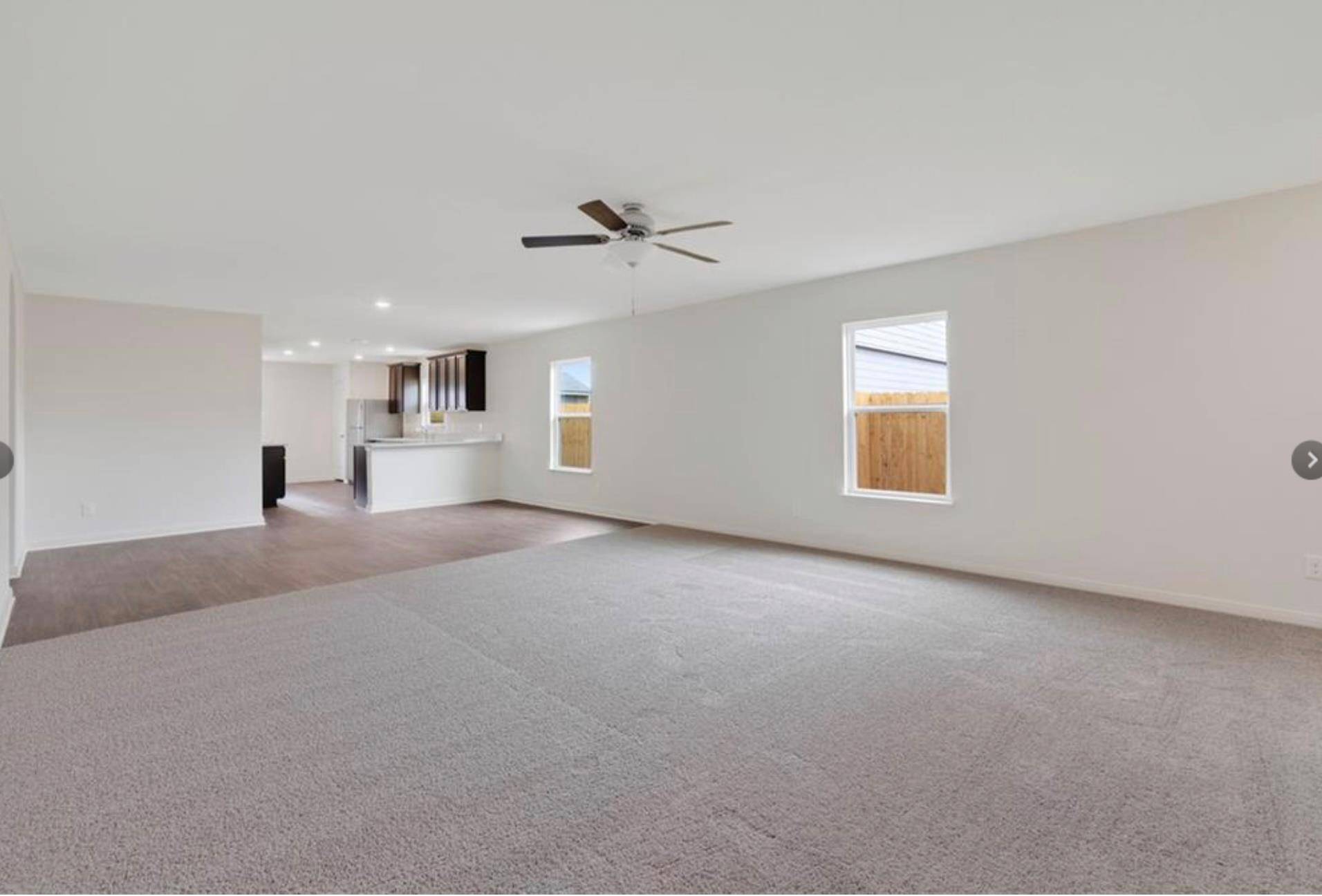 301 Crescent Park DR, Jarrell, TX 76537