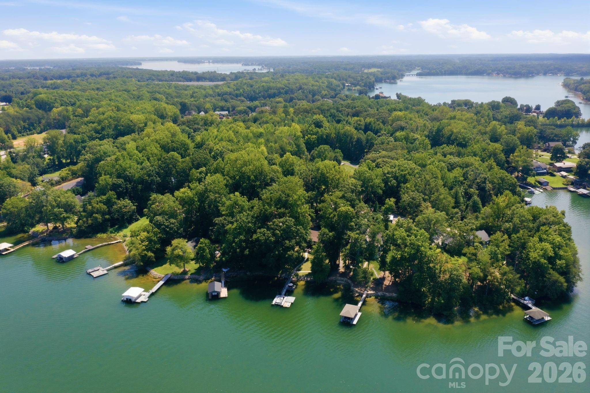 4036 Rhynland DR, Sherrills Ford, NC 28673
