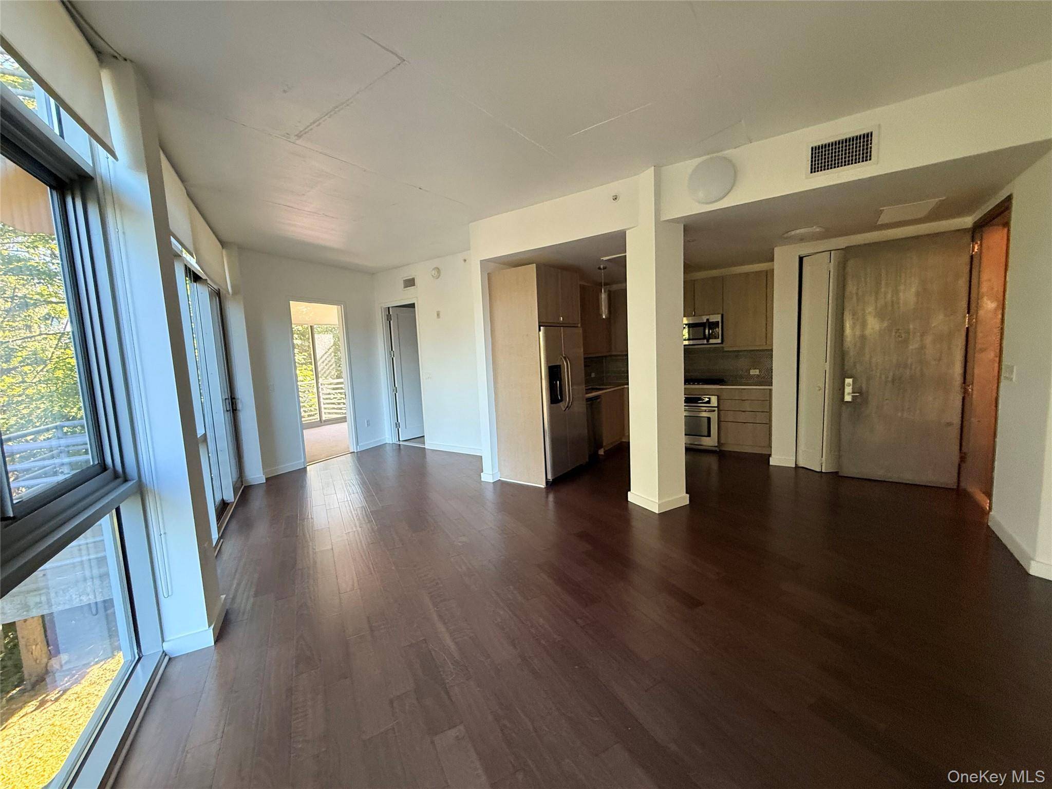 250 S Central Park AVE #3L, Hartsdale, NY 10530