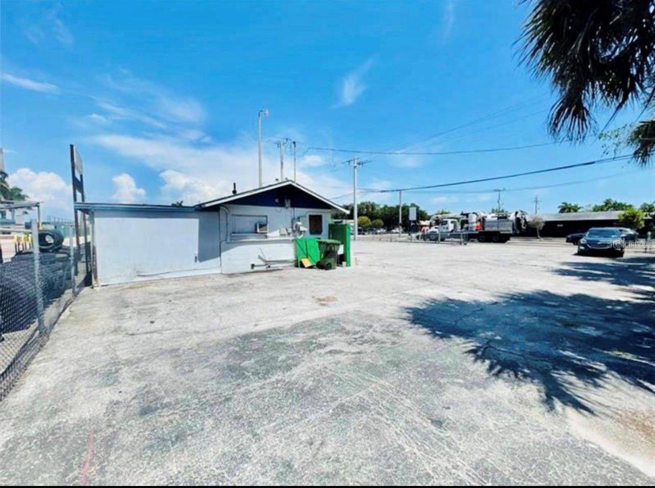 1614 9TH ST W, Bradenton, FL 34205