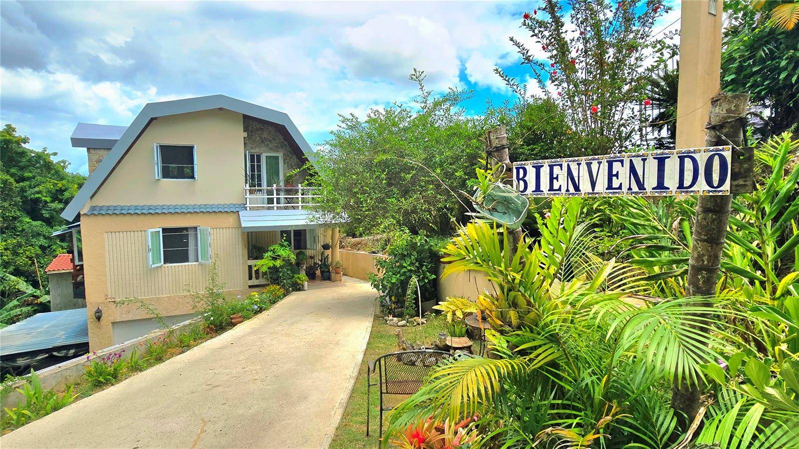 773 st. BARRANCAS, Barranquitas, PR 00794