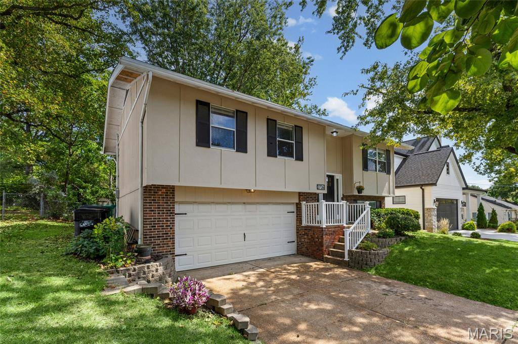 2726 Bremerton RD, Brentwood, MO 63144