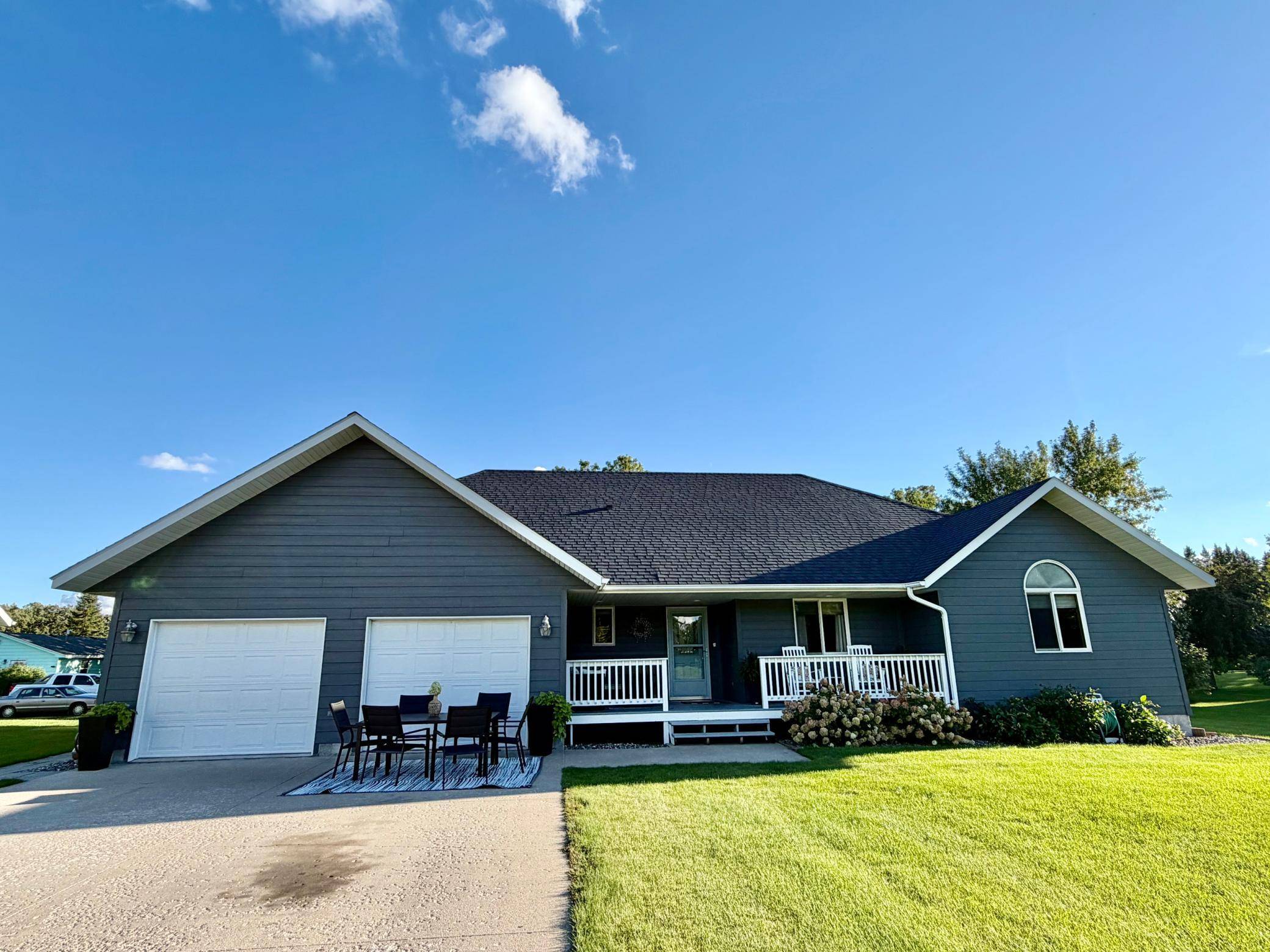 1012 6th ST SE, Roseau, MN 56751