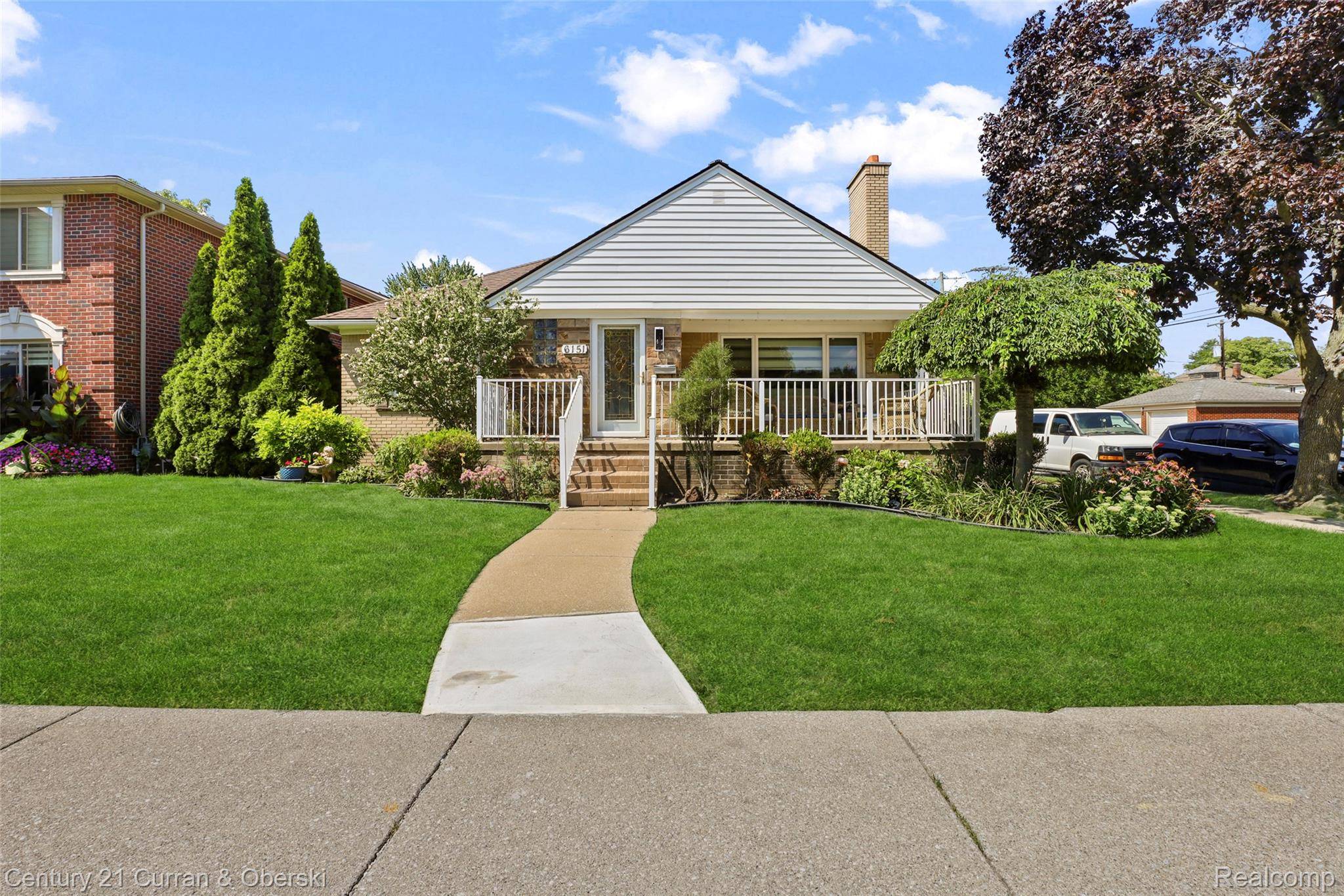 6151 Oakman BLVD, Dearborn, MI 48126