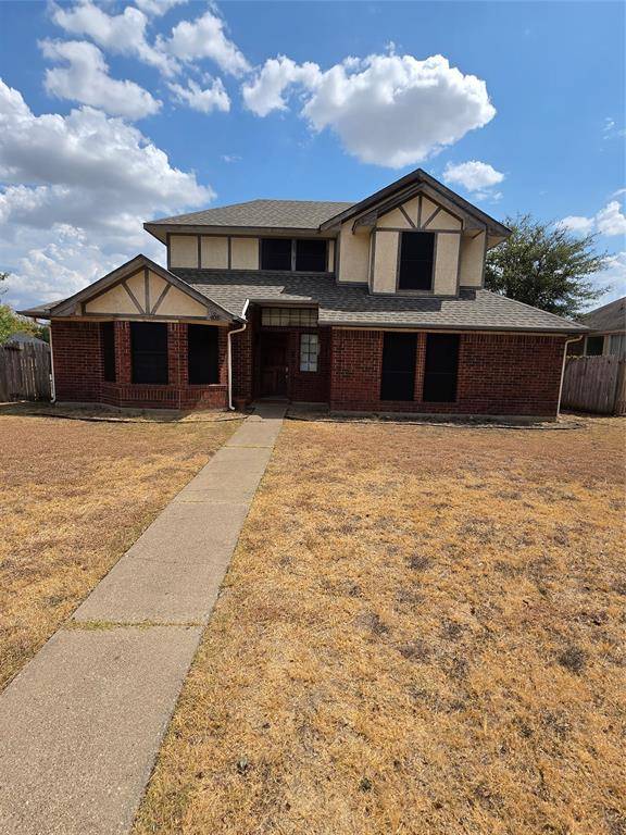 405 Raintree Circle, Desoto, TX 75115
