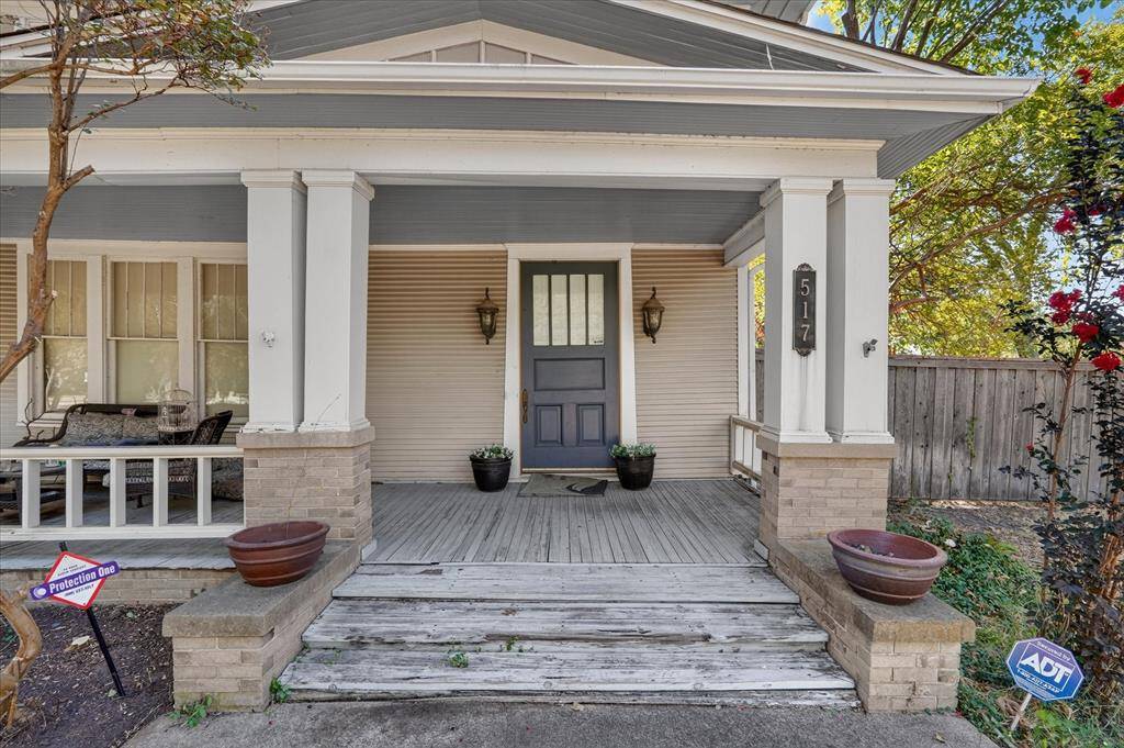 517 S Center Street, Forney, TX 75126