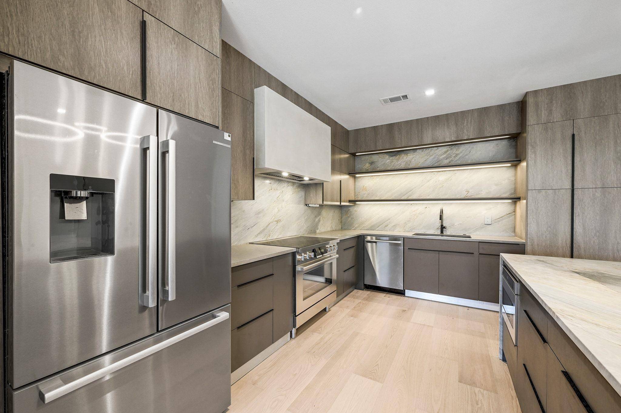 3600 S Lamar BLVD #202, Austin, TX 78704