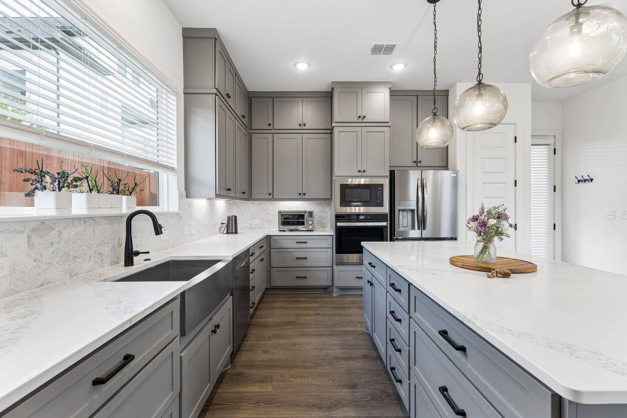 1509 Corsac WAY, Austin, TX 78727