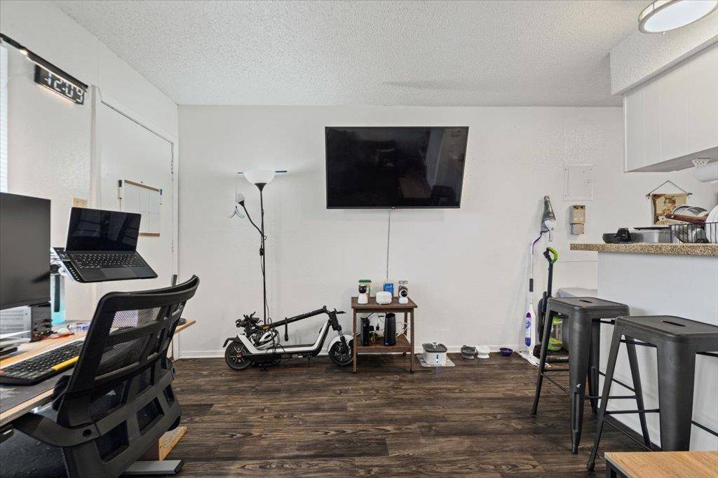 2808 Whitis Ave #C304, Austin, TX 78705