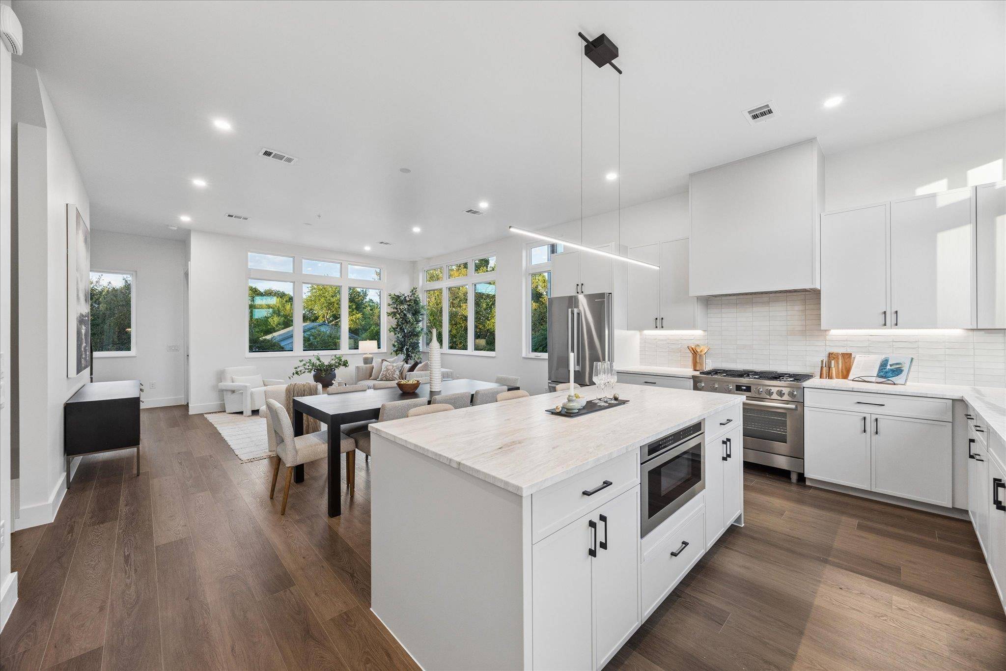 4101 Menchaca RD #203, Austin, TX 78704