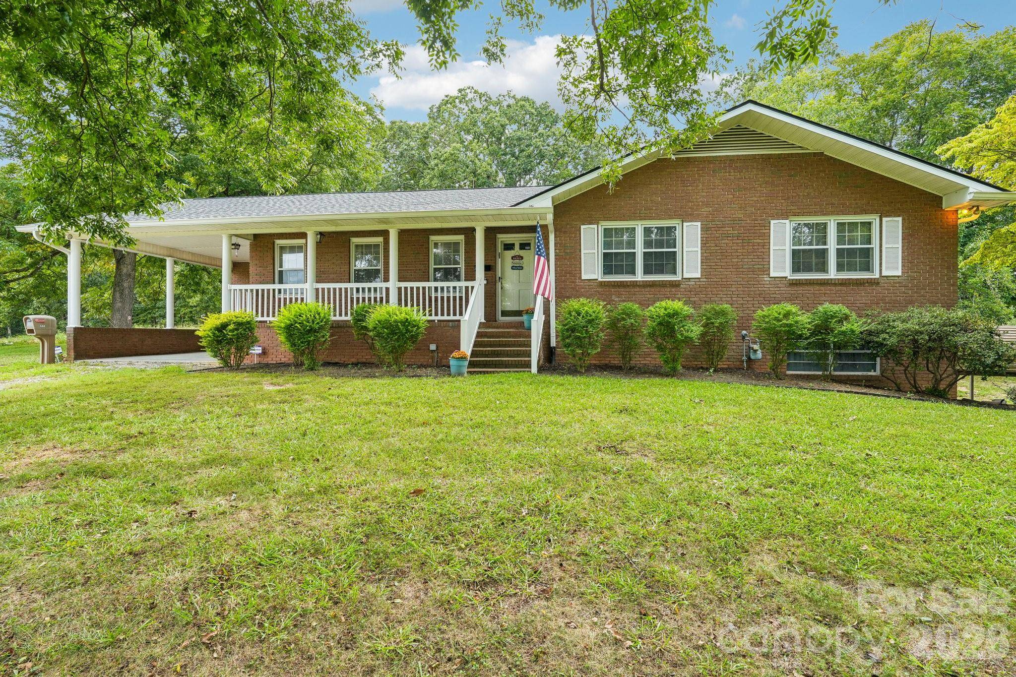 442 Patrick RD, Gastonia, NC 28056