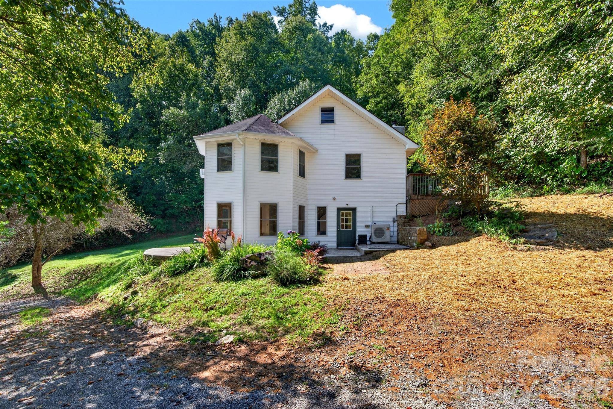 267 Morning Glory LN, Marshall, NC 28753