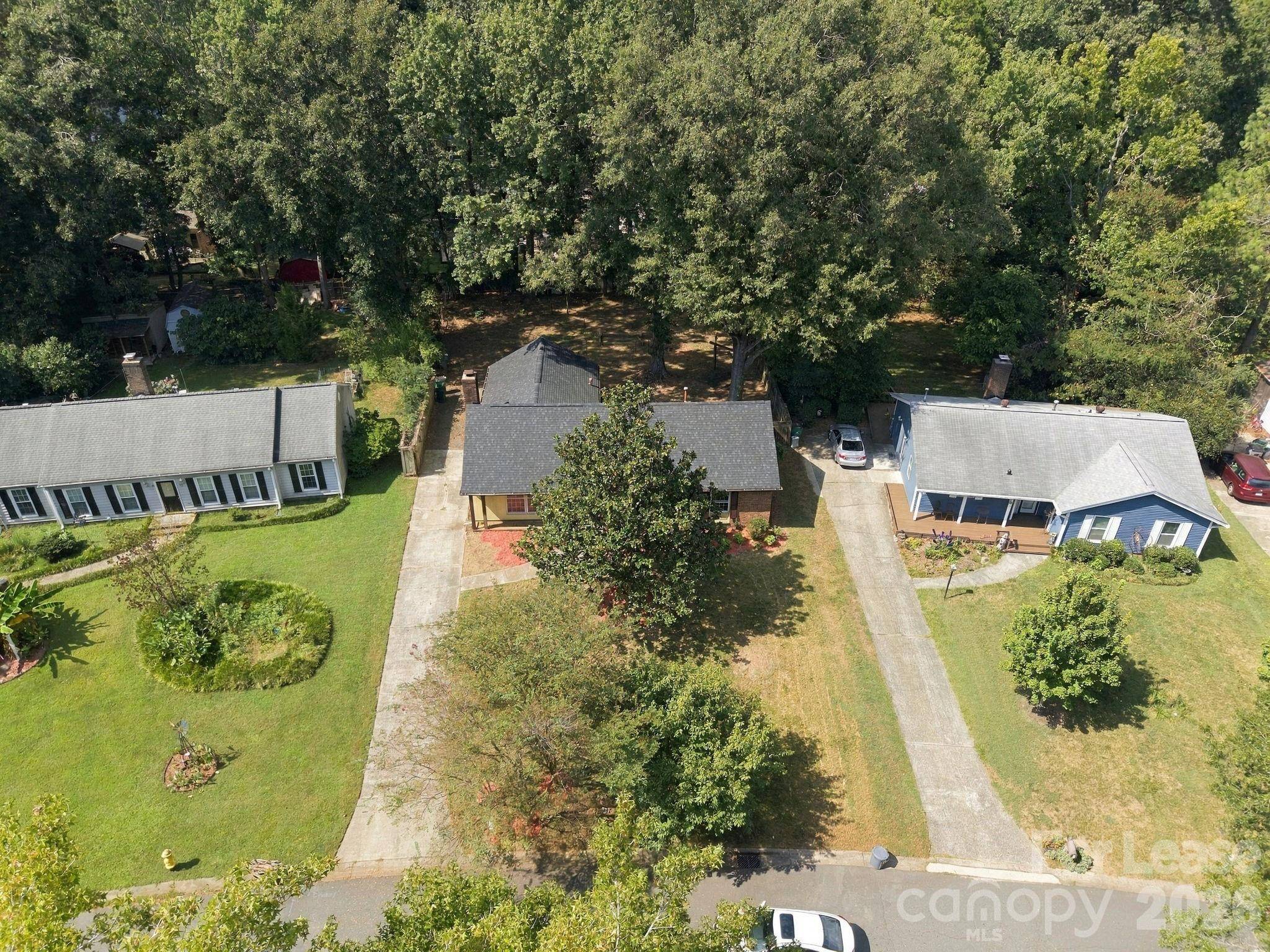 7724 Winterset DR, Charlotte, NC 28270