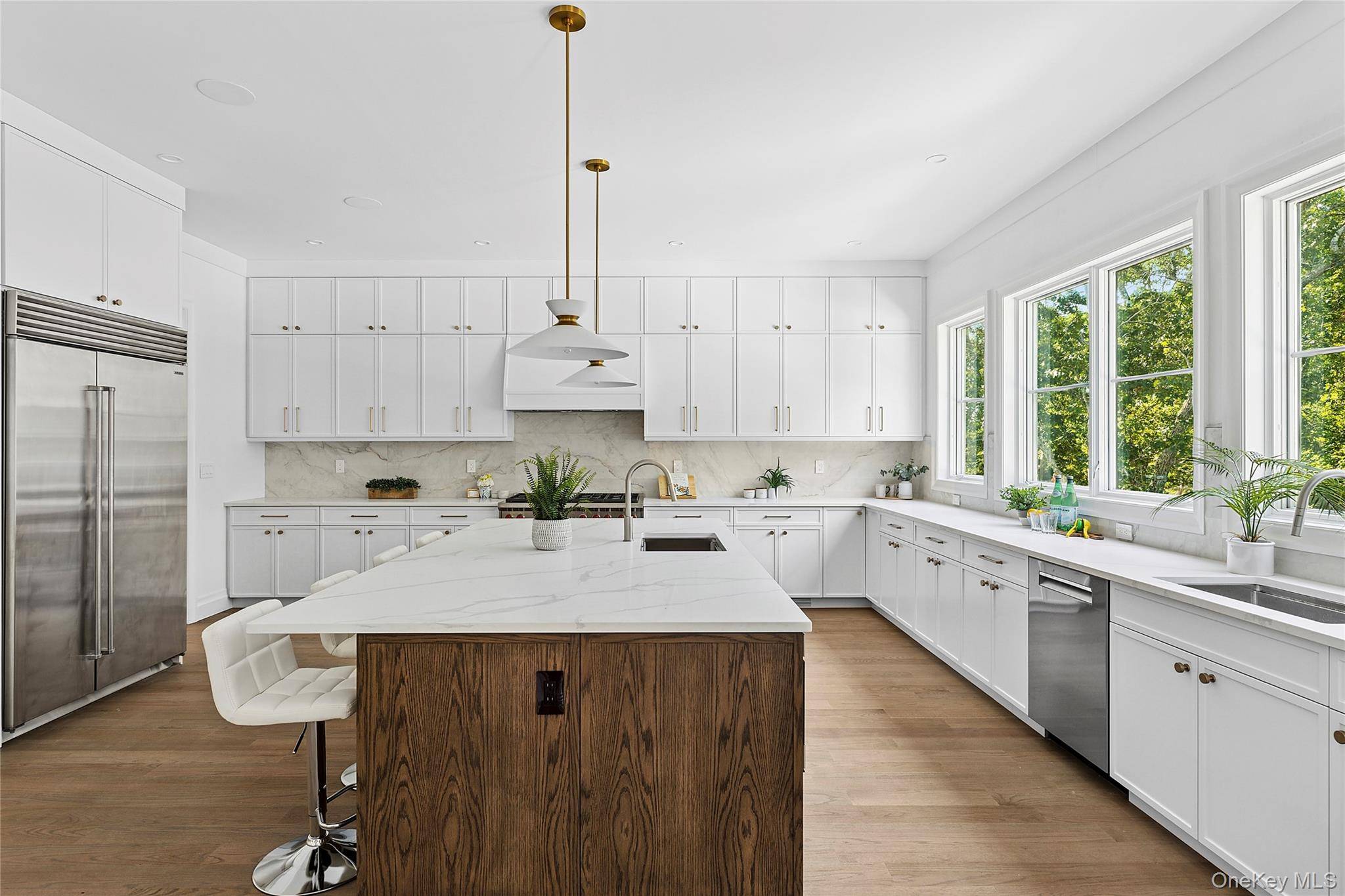 3360 Wunneweta RD, Cutchogue, NY 11935